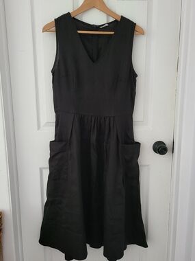 NAIF Black Sleeveless V-Neck Midi Dress with Side Pockets 100% Linen